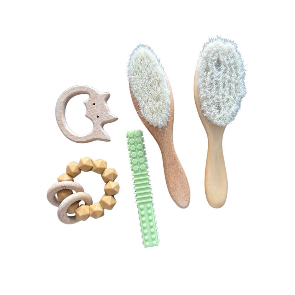 Baby soft bristle brush set if 2 and teethers